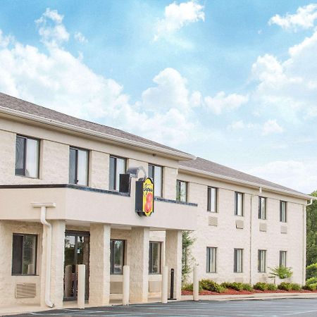 Super 8 By Wyndham Bedford Otel Dış mekan fotoğraf